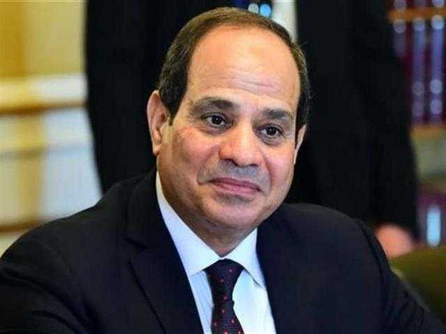 محمد موسى: الرئيس السيسي يعمل طوال الـ24 ساعة وحتى أيام الإجازات.. فيديو