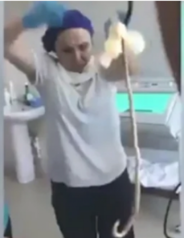 خط أحمر