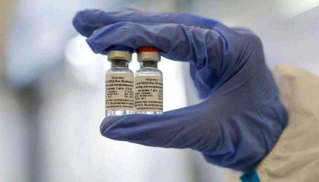 أستاذ فيروسات: وجود معوقات أمام تجارب لقاح أكسفورد أمر وارد