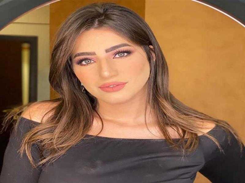 برفقة سيمون.. هايدي موسي تخطف الأنظار في أحدث ظهور