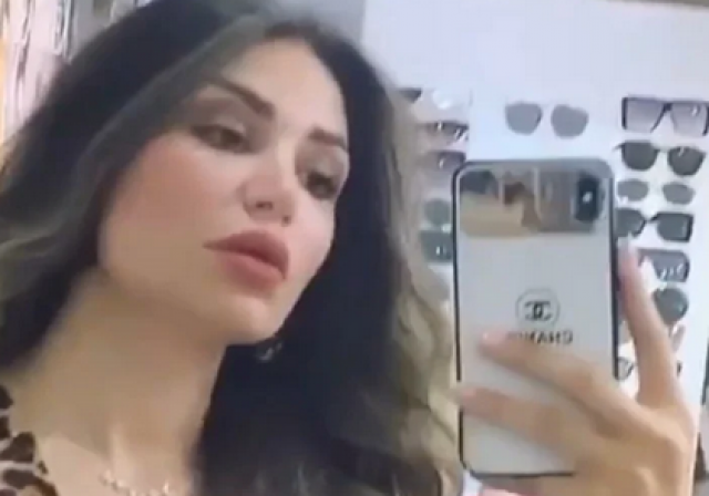  سارة نخلة 