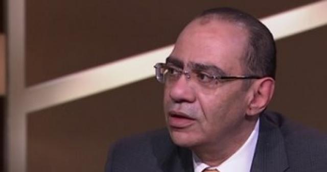 حسام حسنى