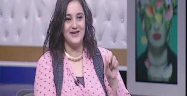 نجلة الشاعر محمد حمزة