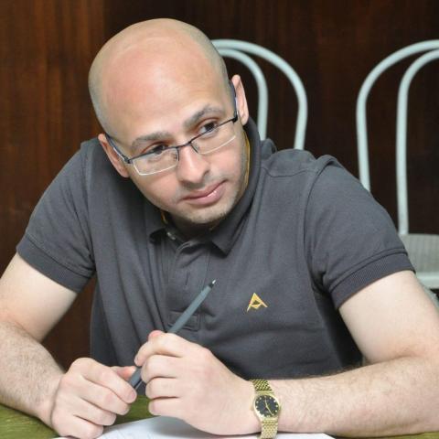 خط أحمر