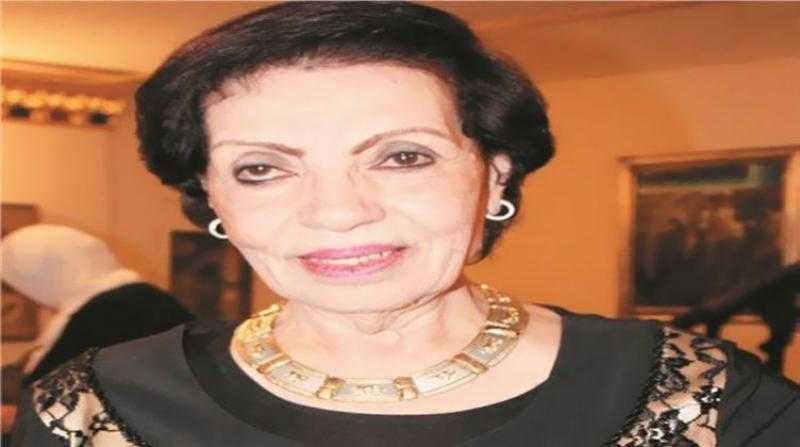 حنان مطاوع تنعى الفنانة الكبيرة رجاء حسين