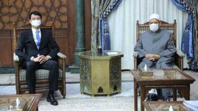 سفير كوريا لـ شيخ الأزهر: نقيم مائدة إفطار للمسلمين سنويا