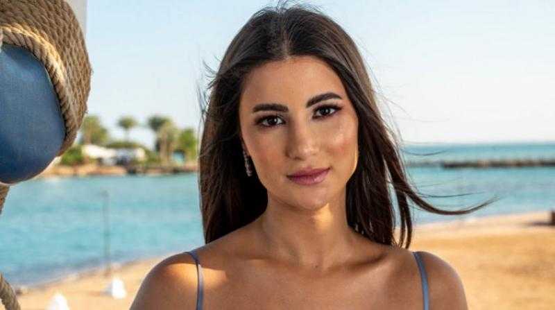 شاهد.. هدى الأتربي تبرز جمال ملامحها بمكياج ناعم في أحدث ظهور