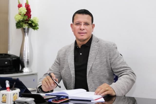 خط أحمر