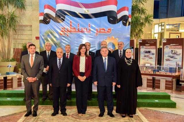 اجتماع موسع لوزراء قطاع الأعمال والهجرة والصناعة و”العربية للتصنيع” لبحث تحضيرات مؤتمر ”مصر تستطيع بالصناعة” 
