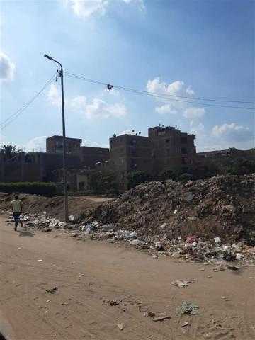 القمامة تهدد حياتهم.. محمد موسى يعرض استغاثة أهالي شبرا الخيمة.. فيديو