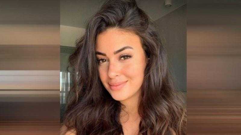 شاهد.. ميرنا نور الدين في إطلالة تخطف الأنظار