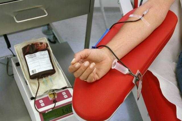 الصيادلة: 6 معامل مجهزة لتنظيم عمليات نقل الدم وتجميع البلازما
