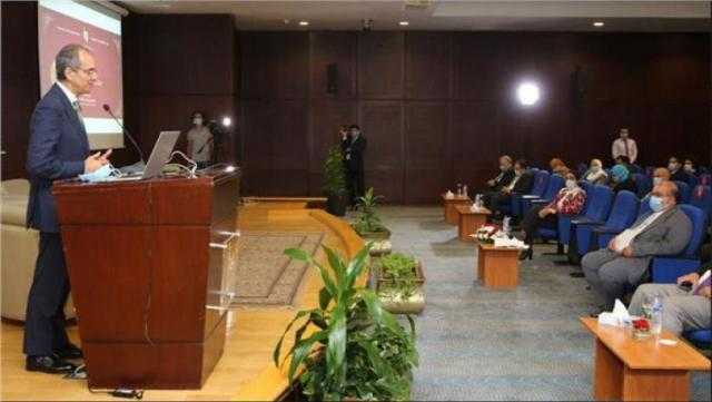 وزير الاتصالات: تطوير الخدمات المقدمة من المؤسسات الإعلامية على الهواتف الذكية أصبح أمرا ضروريا