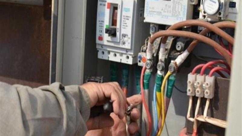 ضبط 14 ألف مخالفة سرقة تيار كهربائي خلال 24 ساعة