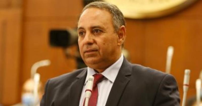 خط أحمر