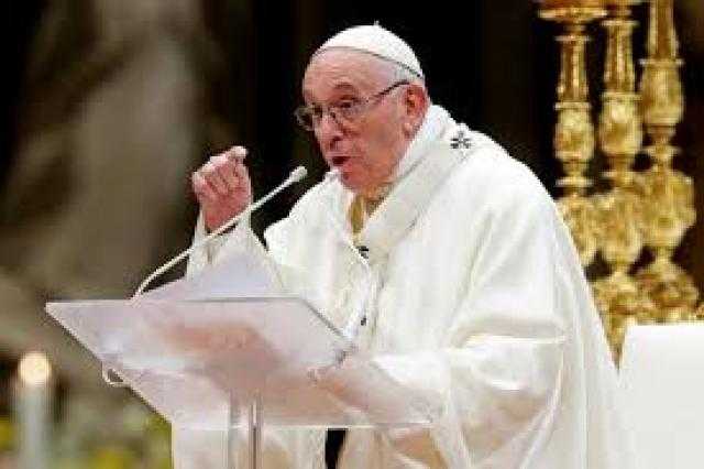 في عيد ميلاده الـ84.. بابا الفاتيكان يتبرع بأجهزة تنفس اصطناعي لفنزويلا