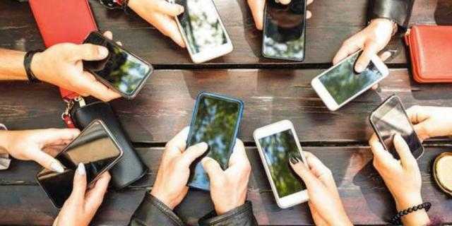 توقعات بارتفاع شحنات سوق الهواتف الذكية في الهند خلال 2021