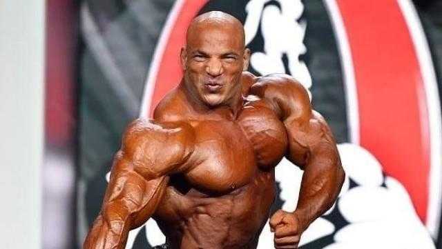 الطيار رشدى زكريا: ”بيح رامي” رفع رأس المصريين ويستحق الدعم والإشادة (فيديو)
