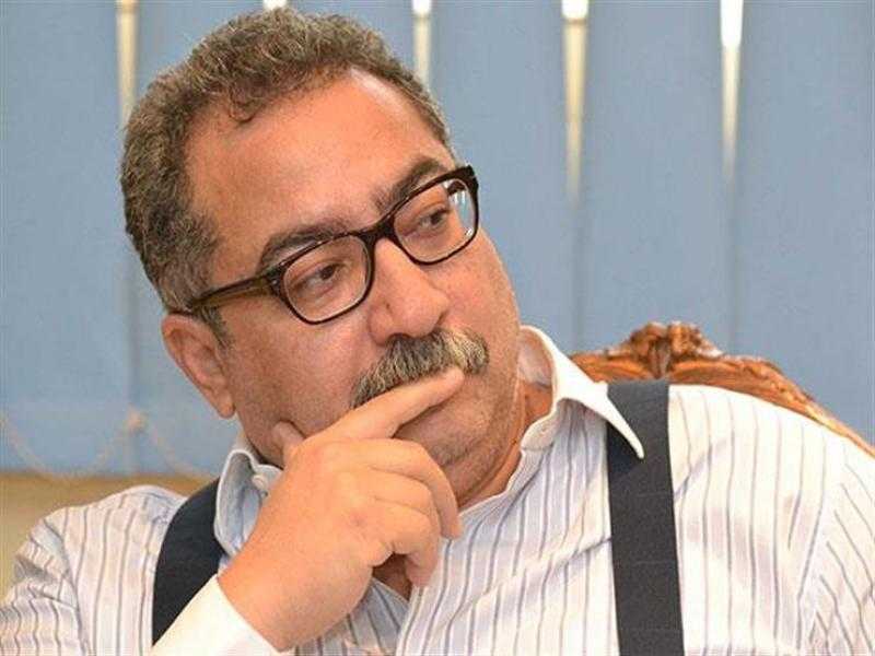 إبراهيم عيسى يتعاقد على مسلسل «حضرة العمدة» من بطولة روبي