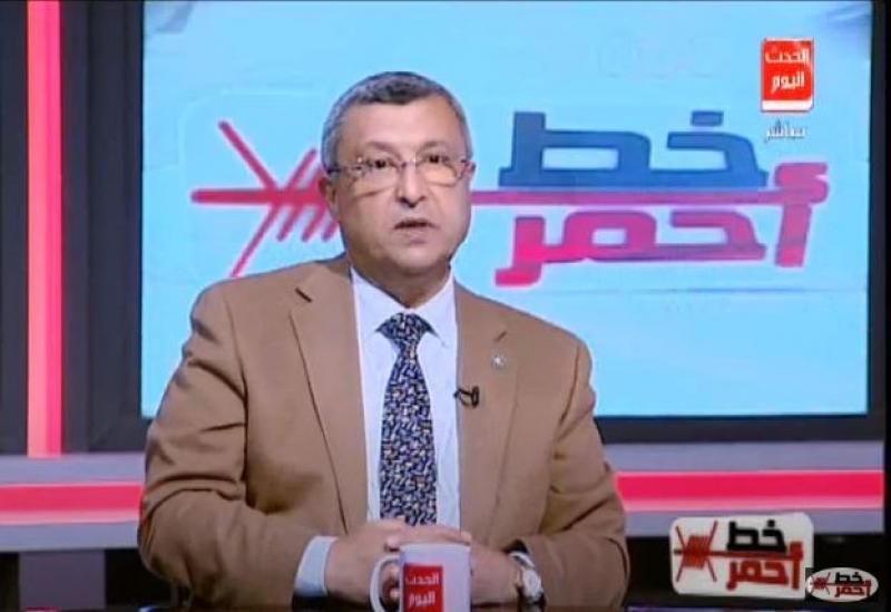 وزير البترول السابق يطالب بحملات توعوية لمواجهة إهدار العيش: بيحطوه للمواشي والفراخ