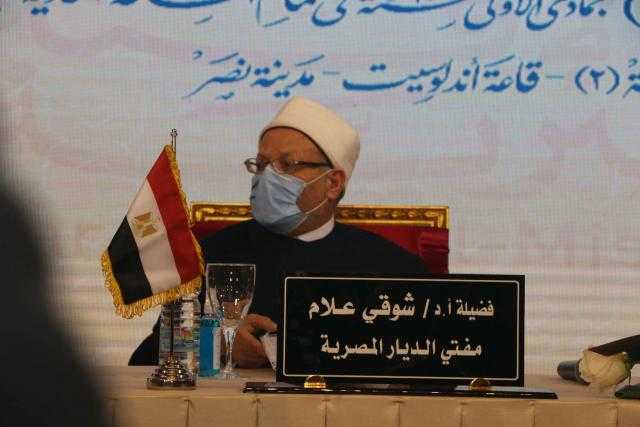 مفتي الجمهورية: كنا ولا زلنا وسنظل إلى جانب الجيش والشرطة.. والحياد خيانة