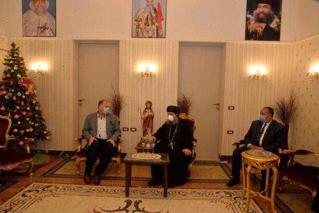 محافظ أسيوط يزور مطرانية الأقباط الأرثوذوكس ومطرانية الكاثوليك للتهنئة بعيد الميلاد