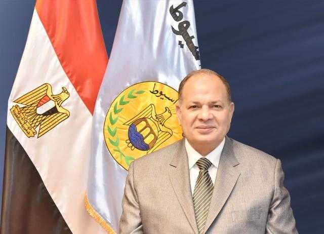 محافظ أسيوط يعلن عن توفر دورات تدريبية مجانية لشباب الخريجيين