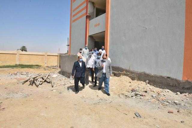 محافظ أسيوط: إنشاء 66 مدرسة جديدة بالقرى الأكثر احتياجًا بـ288 مليون جنيه
