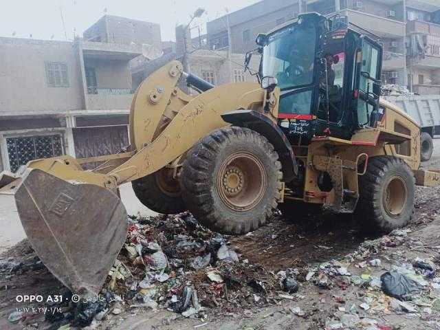 محافظ أسيوط: وضع خطة للنظافة ورفع مقالب القمامة بالمراكز والأحياء.. صور