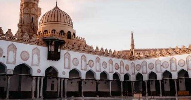 الأزهر يعلن إيقاف جميع فعاليات التدريبات بسبب كورونا