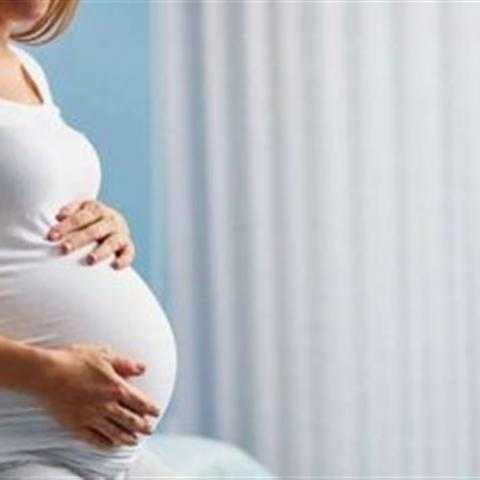 مدير مستشفي قوص يكشف كواليس ”حمل سيدة في مخدة” لمدة 9 أشهر.. فيديو