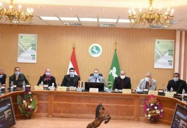 محافظ الشرقية يشدد على سرعة الانتهاء من إجراءات تقنين أراضى الدولة
