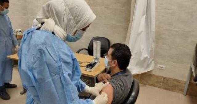 بدء تطعيم الأطقم الطبية بلقاح كورونا في كفر الشيخ