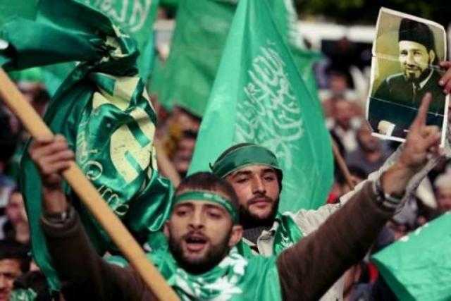 بلا أوراق وزيجات غير موثقة.. شباب الإخوان في تركيا يواجهون المجهول