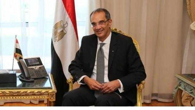 وزير الاتصالات: وثائق مجمع الإصدارات الذكية يستحيل تزويرها