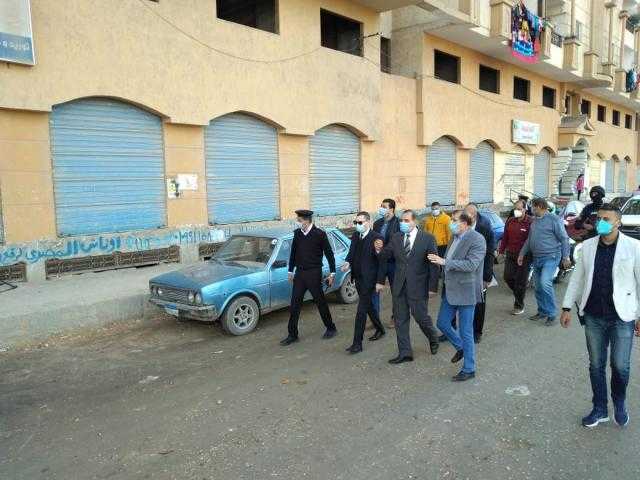 محافظ القليوبية يتفقد أعمال رصف طريق خط 13 بطوخ (صور)
