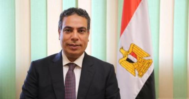  عادل عبد الغفار