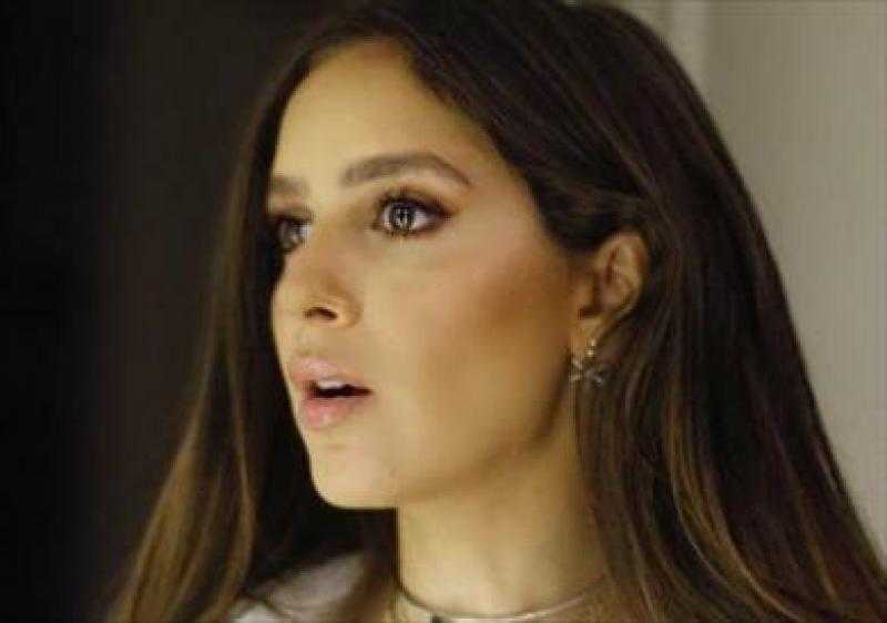 بفستان أسود .. جميلة عوض تخطف الانظار