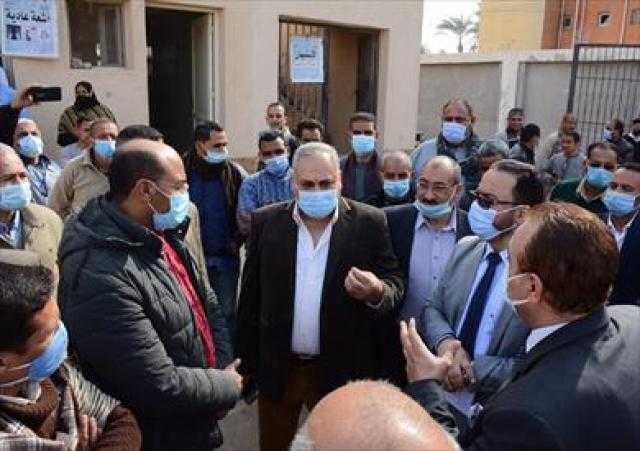 وفد التخطيط يواصل جولته بالمنيا لمتابعة معدلات الإنجاز في قرى حياة كريمة