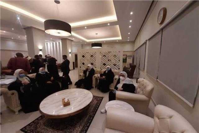 وزير الأوقاف يكرم أئمة وواعظات قافلة الوزارة الدعوية بالسودان اليوم