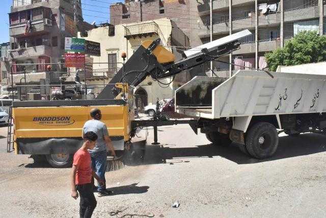 محافظ أسيوط: دعم منظومة النظافة بـ23 معدة لـ”كنس وشفط الأتربة”