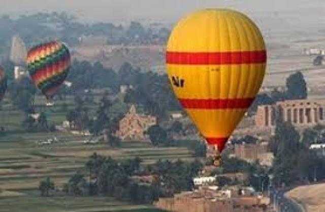 تسيير 12 رحلة بالون طائر بالأقصر اليوم