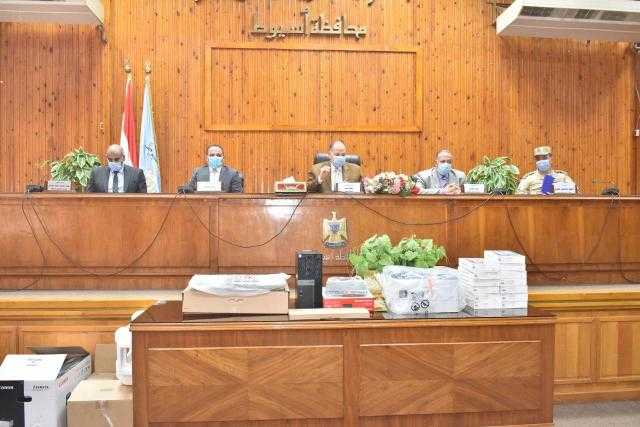 محافظ أسيوط يوافق على إنشاء فرع لمكتبة مصر العامة بقرية بني عديات بمنفلوط (صور)