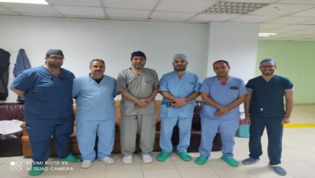 خط أحمر