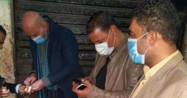 مصادرة 8 شيش من مقهى مخالف فى حملات تفتيشية بالزقازيق