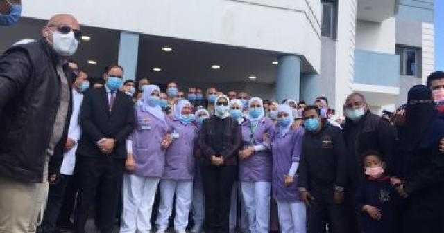 وزيرة الصحة تتفقد مركز طب ”طبيب الغلابة” بالإسماعيلية