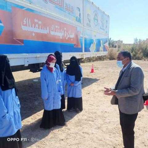 يضم ورش ”حياكة وسباكة وكهرباء”.. محافظ مطروح يتفقد فعاليات مبادرة ”مهنتك مستقبلك” بسيوة