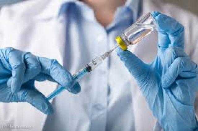 رئيس الوزراء المجري يتلقى لقاح ضد فيروس كورونا