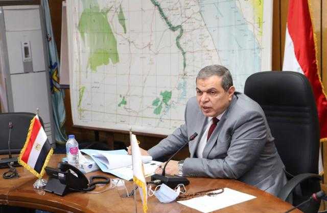 القوى العاملة: تعيين 369 شابا واستخراج 679 شهادة قياس مستوي مهارة بقنا