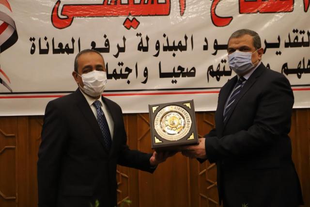 خط أحمر